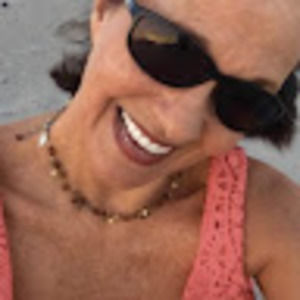 Meet your Posher, Laurie